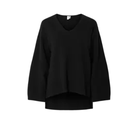 Y.A.S Elma Knit Pullover – Black Y.A.S Elma Knit Pullover – Black