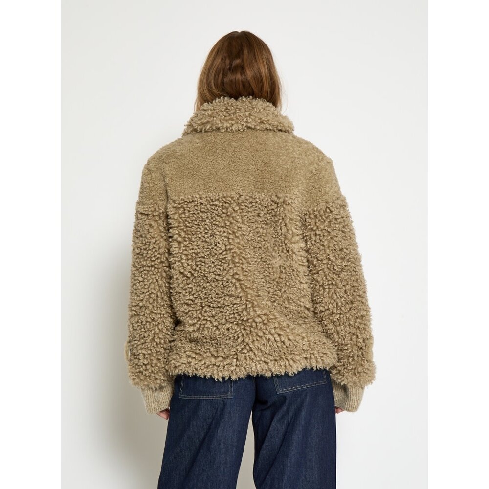 Peppercorn Wendy Faux Fur Jacket – Spray Green