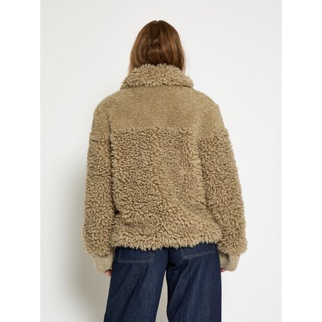 Peppercorn Wendy Faux Fur Jacket – Spray Green