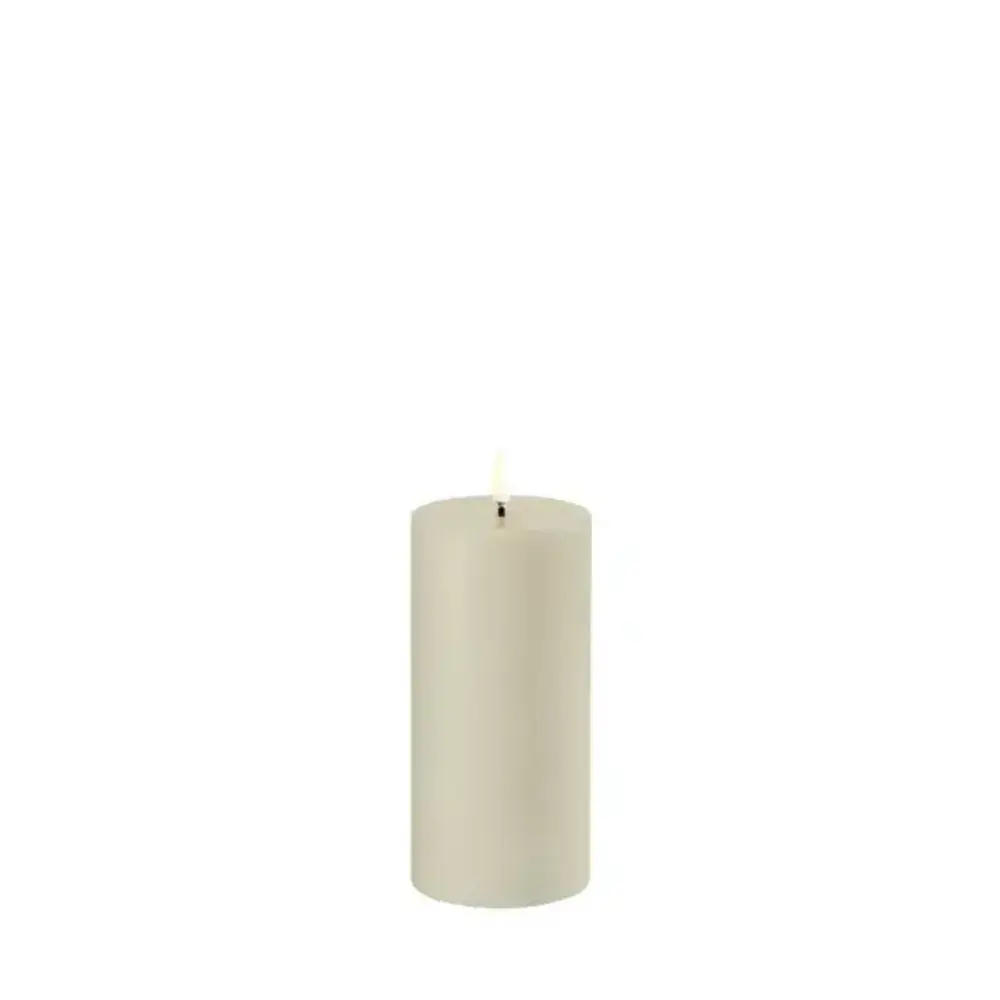 Uyuni LED pillar candle, Oyster grey, Smooth, 7,8x15 cm Uyuni LED pillar candle, Oyster grey, Smooth, 7,8x15 cm