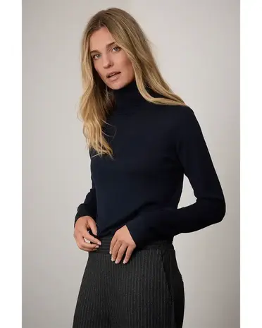 Corel Amsterdam Thamar Rollneck - ink blue Corel Amsterdam Thamar Rollneck - ink blue