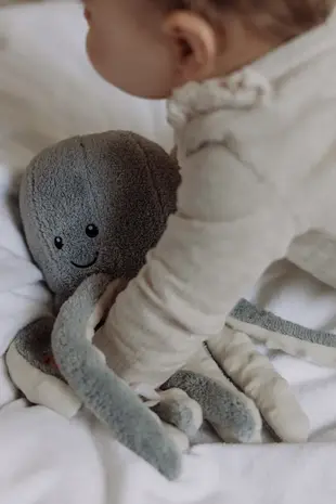 Flow Amsterdam Olly oplaadbare hartslagknuffel Flow Amsterdam Olly oplaadbare hartslagknuffel