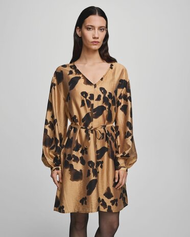 MSCH Nilla Romina Short Dress AOP – Iced Coffee Leo MSCH Nilla Romina Short Dress AOP – Iced Coffee Leo