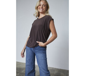 SistersPoint Low Shirt - Dark Chocolate