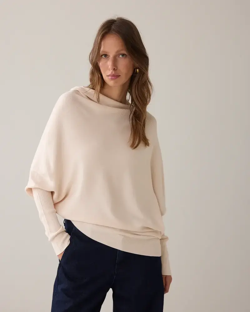 Summum Woman Sweater Viscose blend knit – Ivory Summum Woman Sweater Viscose blend knit – Ivory