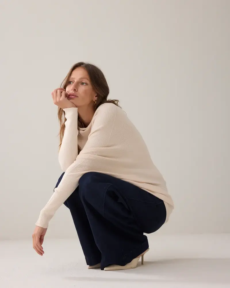 Summum Woman Sweater Viscose blend knit – Ivory Summum Woman Sweater Viscose blend knit – Ivory