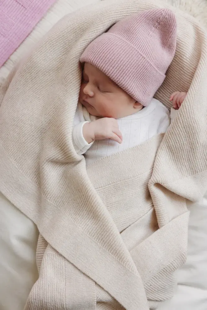 Hvid Beanie Fonzie NEWBORN - Powder