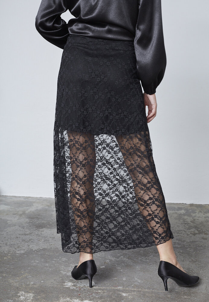 SistersPoint Venga Skirt - Black