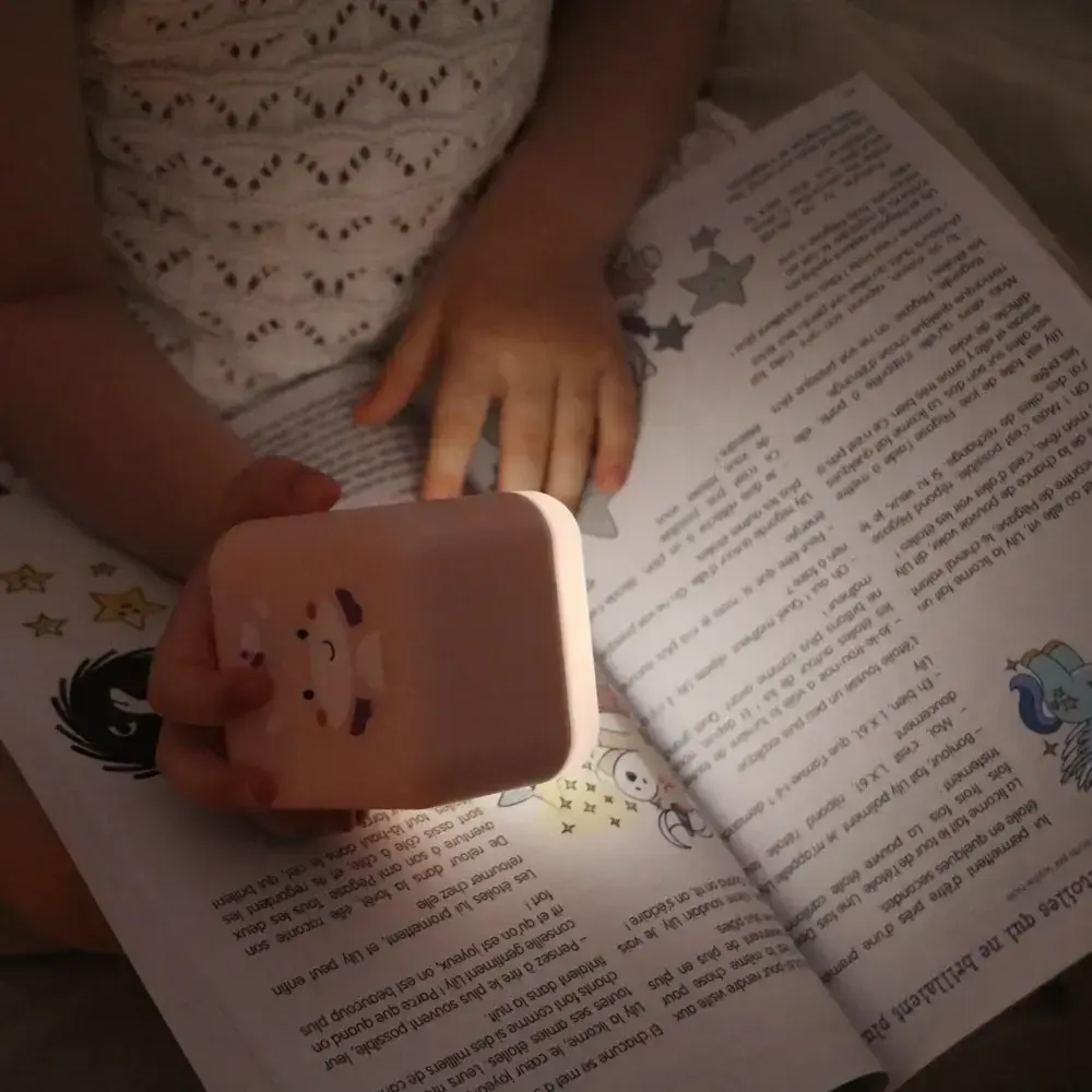 Cloud-B CLOUD-B - Cube B - Lily de Eenhoorn Cloud-B CLOUD-B - Cube B - Lily de Eenhoorn