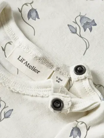 Lil' Atelier Gayo Sag LS Slim Body - Coconut Milk Bell Flower Lil' Atelier Gayo Sag LS Slim Body - Coconut Milk Bell Flower