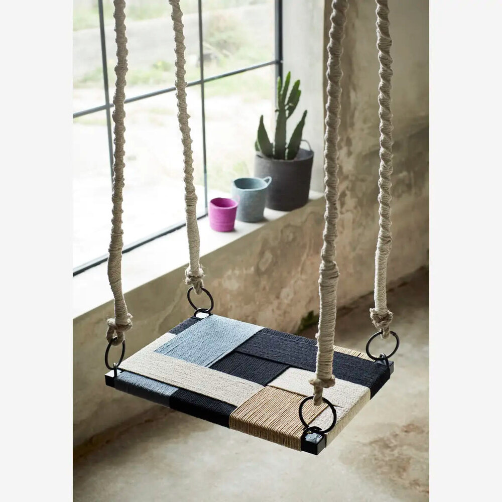 Madam Stoltz Seagrass basket w/ handles Madam Stoltz Seagrass basket w/ handles