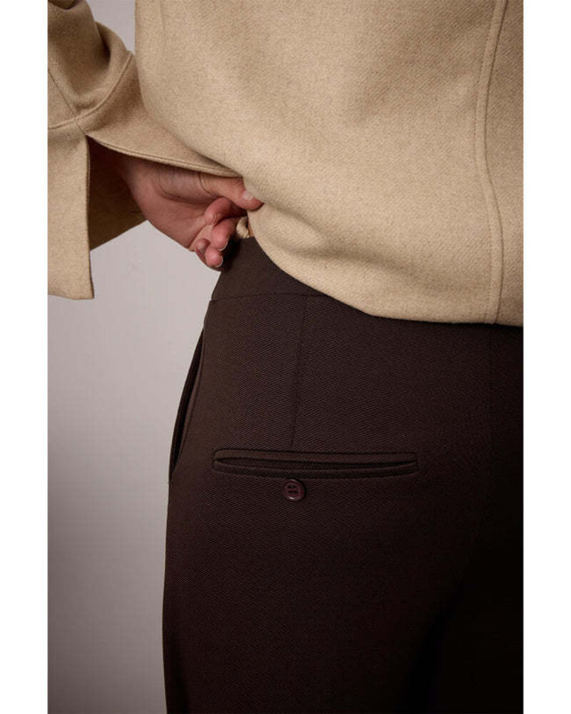 Corel Amsterdam Lilly Uni Wide Pants Sport – Brown Corel Amsterdam Lilly Uni Wide Pants Sport – Brown