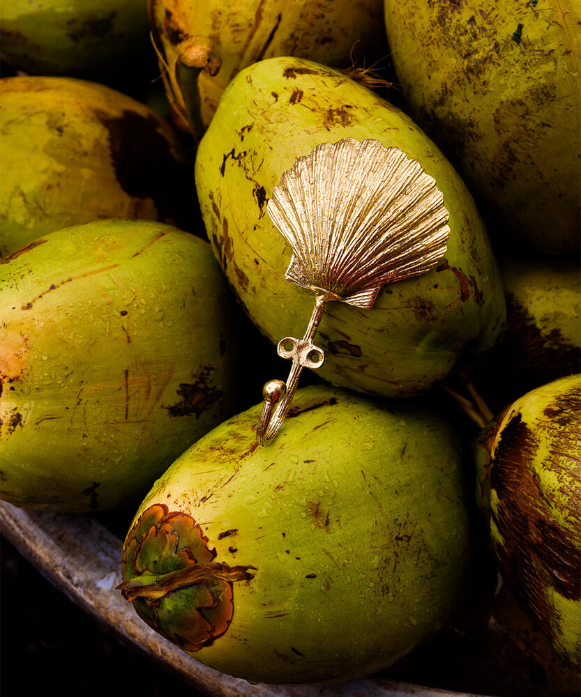 Doing Goods Scarlett Shell Hook