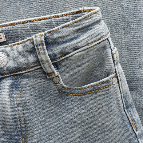 Daily7 Denim Relaxed Fit - Used Medium Denim