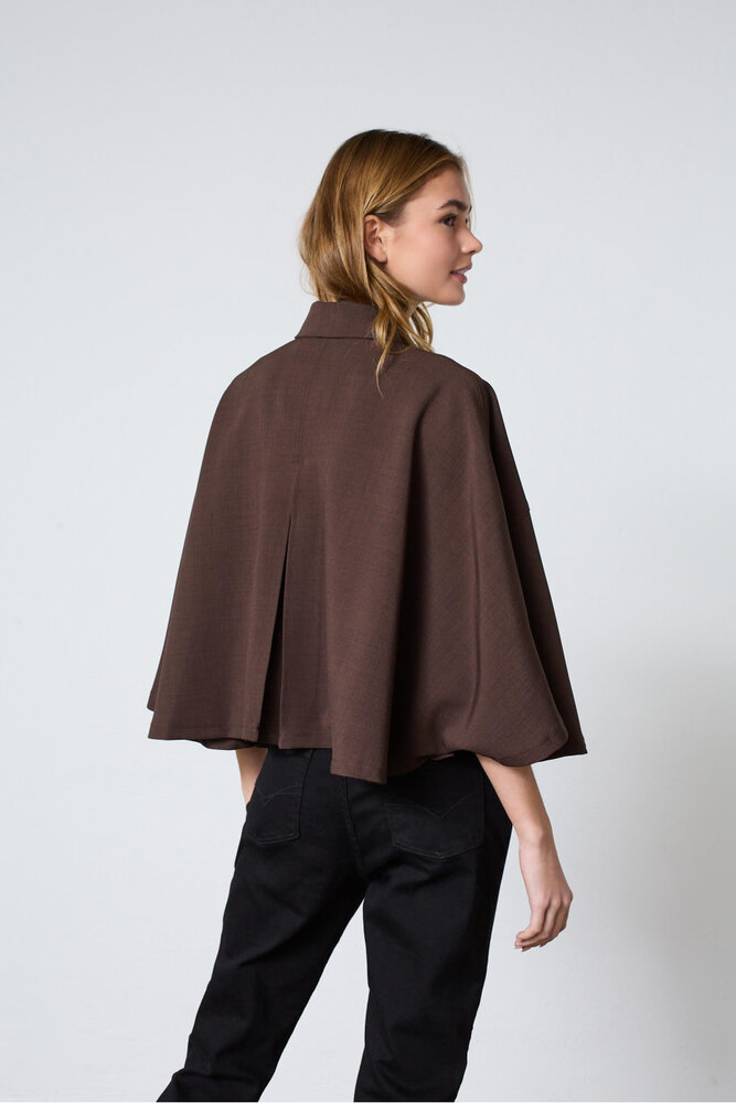 SistersPoint Garwin Cape - Dark Chocolate
