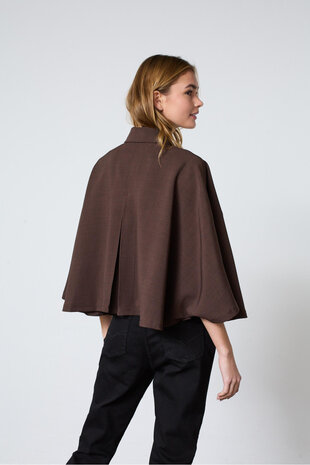 SistersPoint Garwin Cape - Dark Chocolate