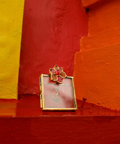 Doing Goods Cameron Flower Frame Mini Doing Goods Cameron Flower Frame Mini