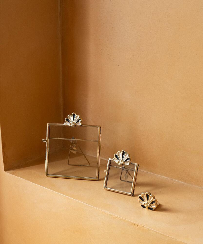 Doing Goods Rosie Roset Polaroid Frame