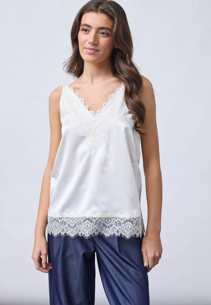 SistersPoint Valerie Top – Cream