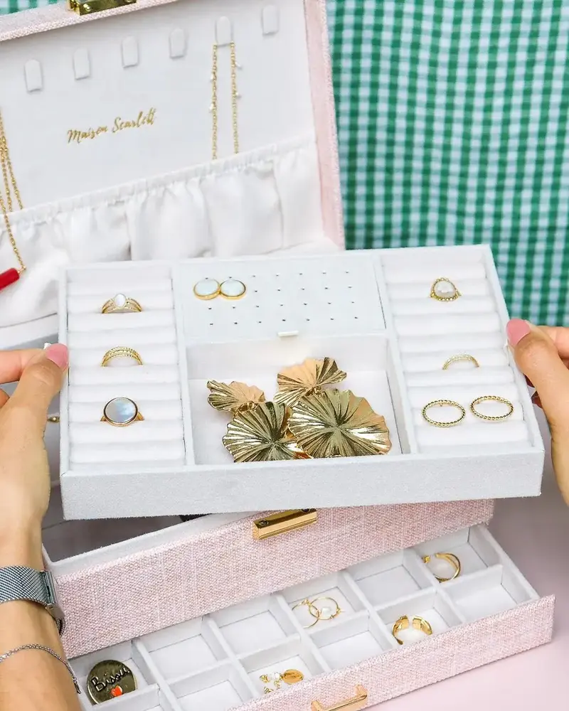 Maison Scarlett Sieradendoos Denise- linnen rose Maison Scarlett Sieradendoos Denise- linnen rose