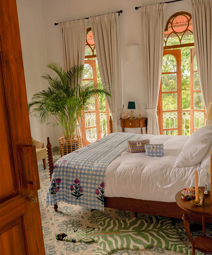 Doing Goods Iris Table Throw