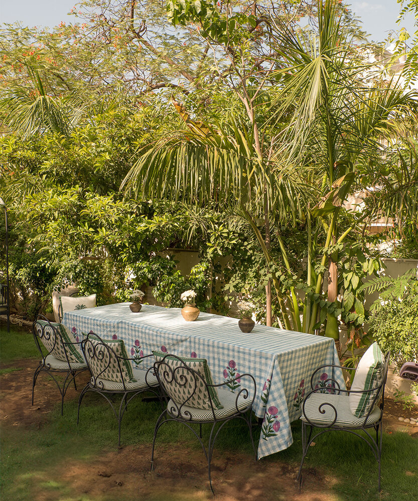 Doing Goods Iris Table Throw