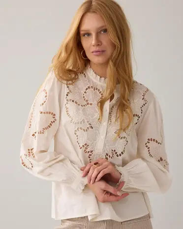 Summum Woman Top Embroidered cambric cotton - Ivory Summum Woman Top Embroidered cambric cotton - Ivory