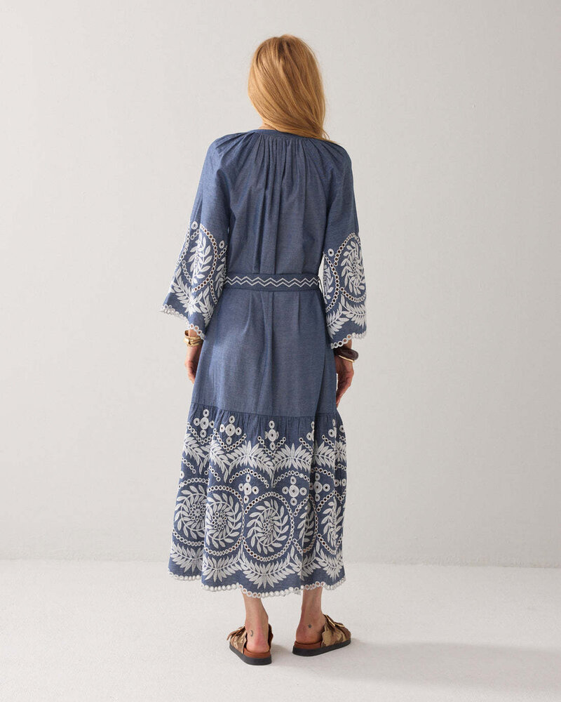 Summum Woman Dress Chambray embroidered - Indigo Summum Woman Dress Chambray embroidered - Indigo