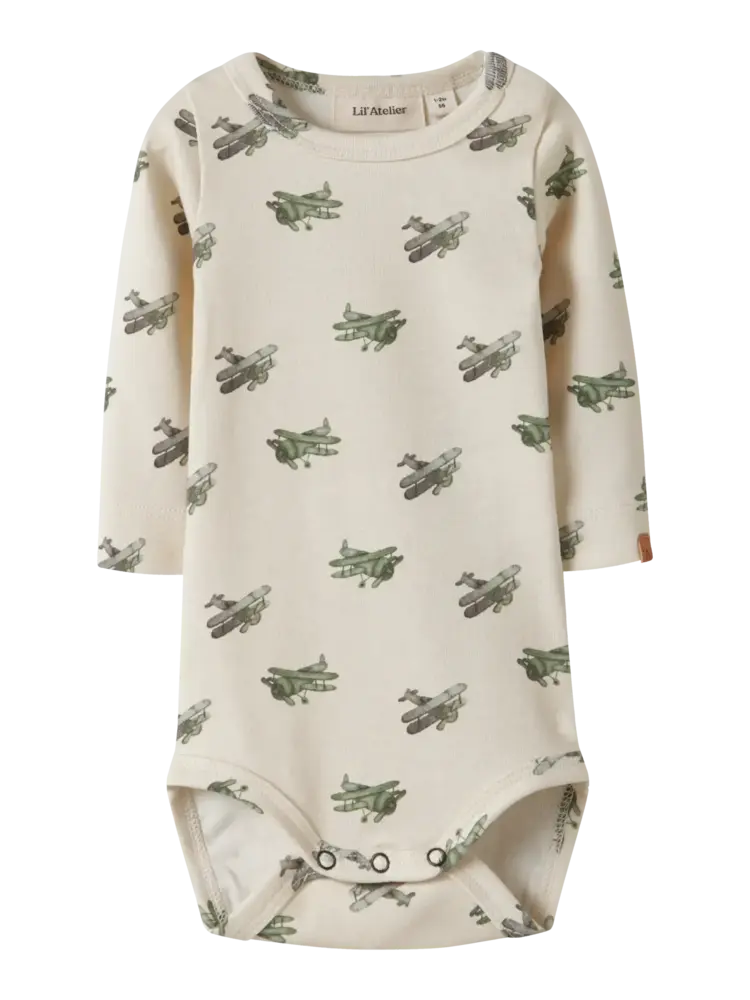 Lil' Atelier Layo Geu LS Slim Body – Coconut Milk Airplane