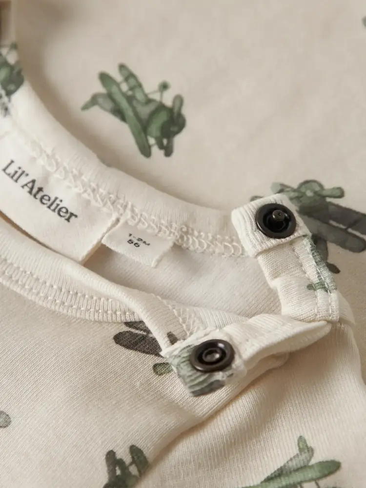 Lil' Atelier Layo Geu LS Slim Body – Coconut Milk Airplane