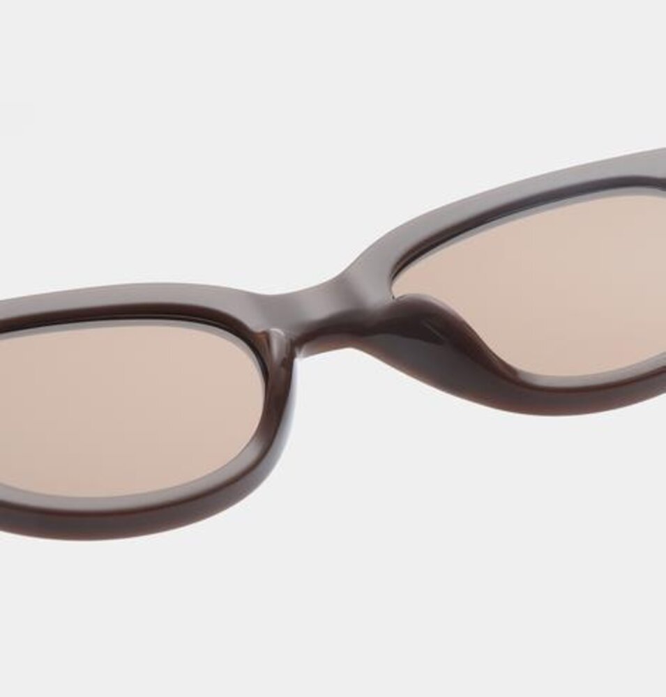 A.Kjaerbede Zonnebril Winnie – Chocolate