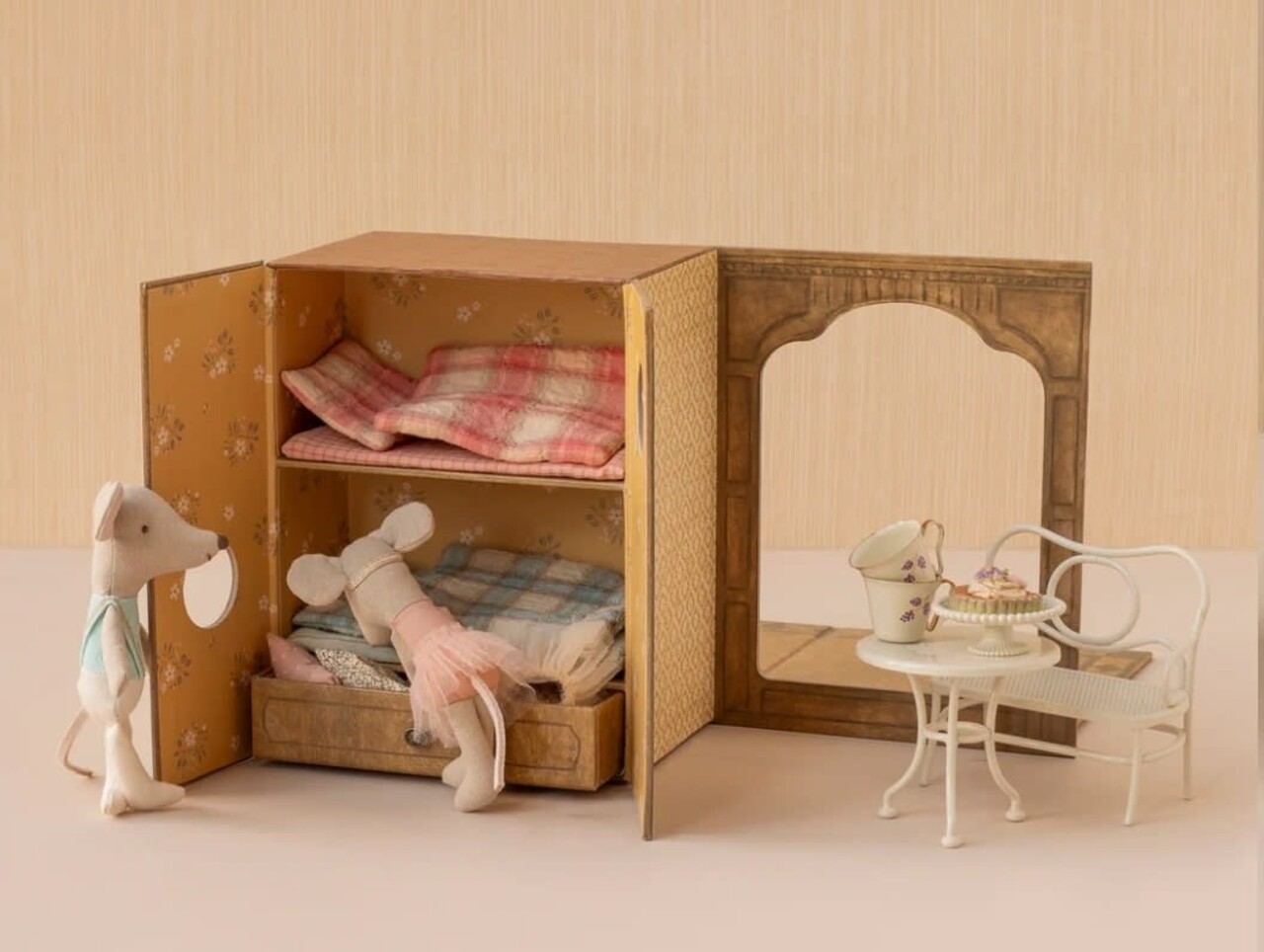 Maileg Ballet muis in dansstudio