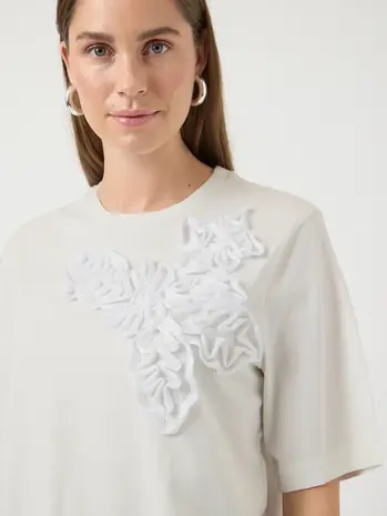 YAS Visely SS Tee - Star White