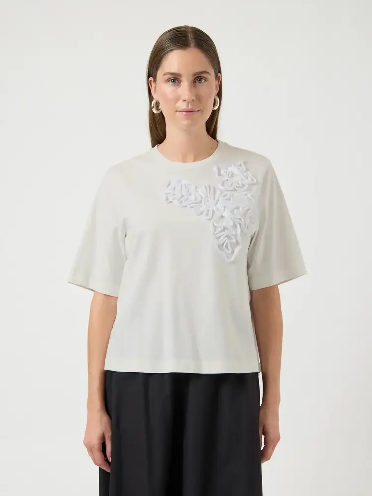 YAS Visely SS Tee - Star White