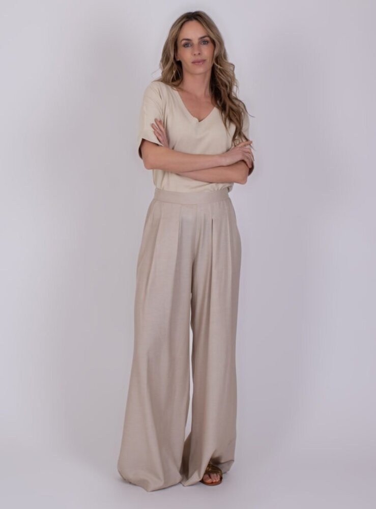 The Clothed Broek Amfissa - Perfectly Pale