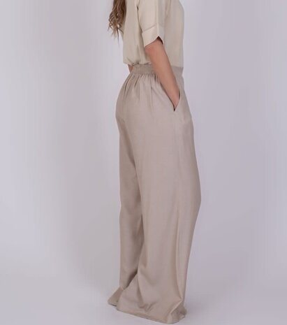 The Clothed Broek Amfissa - Perfectly Pale