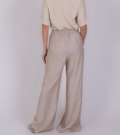 The Clothed Broek Amfissa - Perfectly Pale