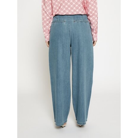 Peppercorn Noèlle Denim Pant - Mid Blue Denim