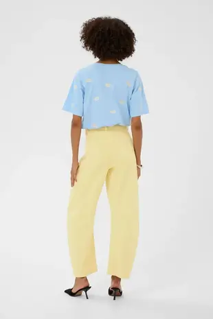 Culture Brinnie Barrel Pants - Lemon Meringue Wash