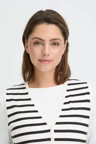 ICHI Luls Waistcoat - Small White Total Ec Stripe