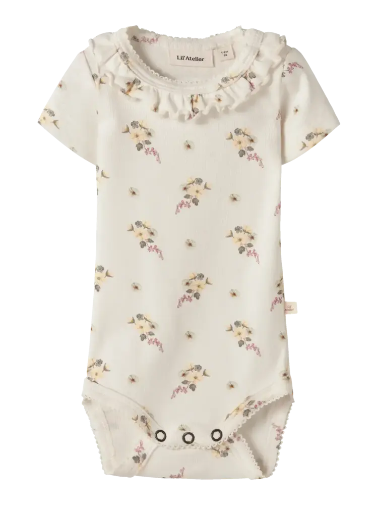 Lil' Atelier Gayo Sio SS Slim Body – Coconut Milk Flower