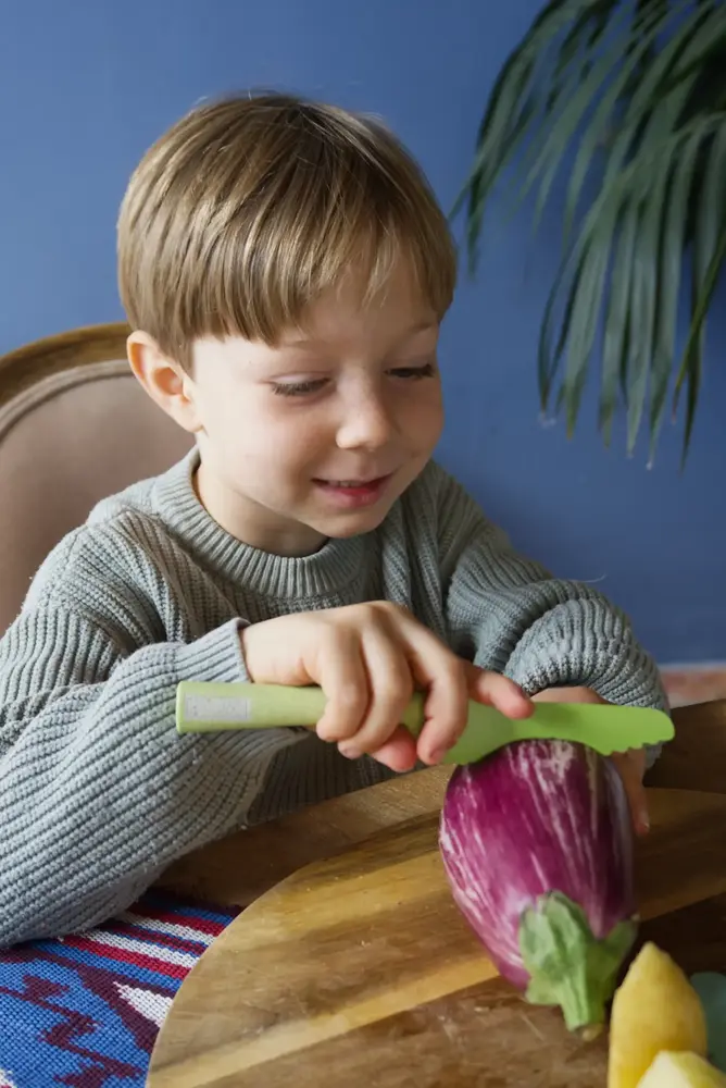 Skagfa KLYV - Classic Knife - Kaffir Lime