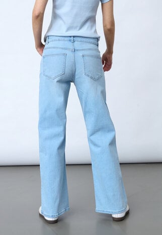 SistersPoint Owi Mid W Jeans – Light Blue