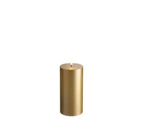 Uyuni LED pillar candle Smooth - 7,8x15cm Gold Finish