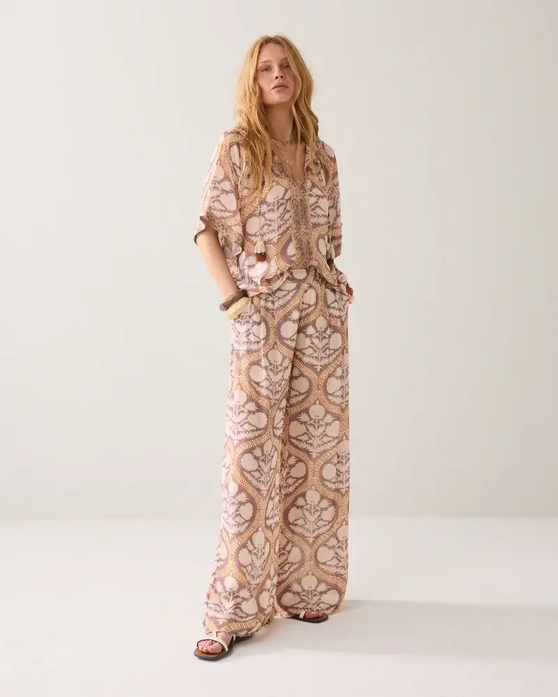 Summum Woman Trousers Art deco print – Multicolour