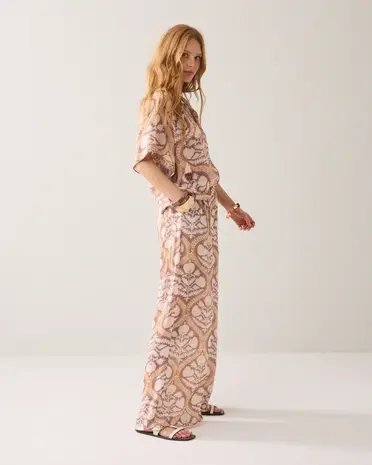 Summum Woman Trousers Art deco print – Multicolour