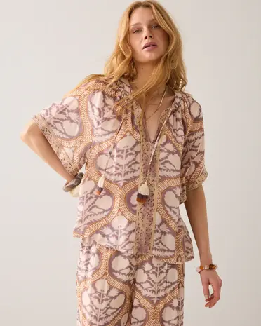 Summum Woman Top Art deco print – Multicolour