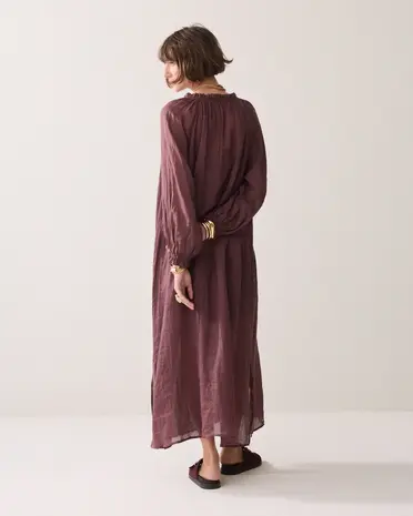 Summum Woman Dress Ramie – Deep Fig