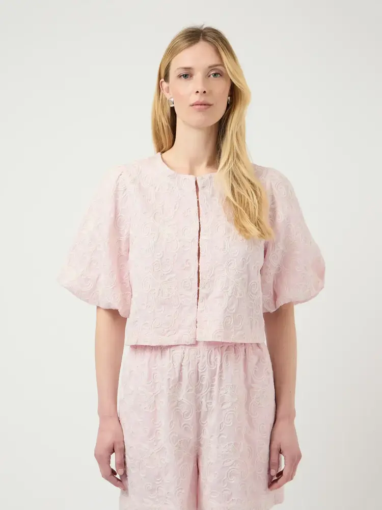 YAS Nitta Top – Ballerina Star White Embroidery