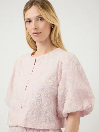 YAS Nitta Top – Ballerina Star White Embroidery